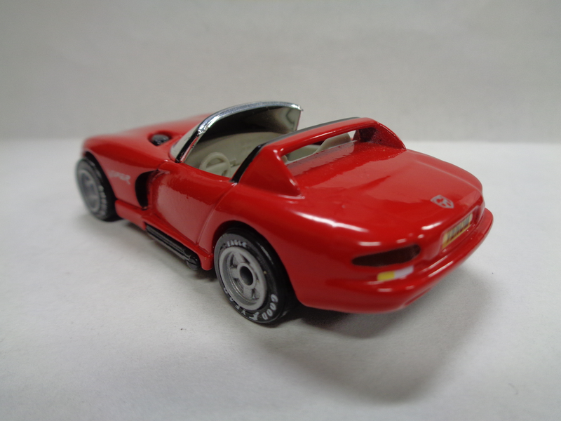 Illustration for article titled DODGE VIPER RT 10 - WORLD CLASS SERIES BY MATCHBOX